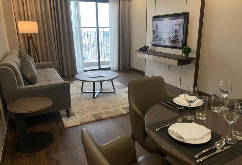 سوئیت مدیریتی 2 خوابه, Grand K Hotel Suites Hanoi