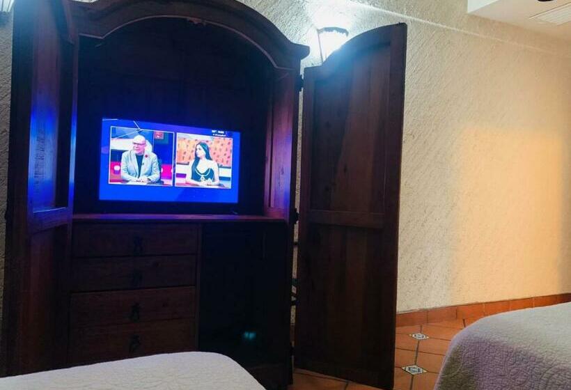 غرفة قياسية, Colonial Matamoros