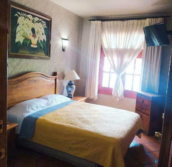 غرفة قياسية فردية, Colonial Matamoros