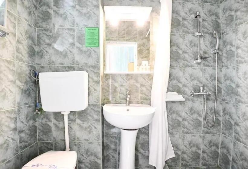 اتاق استاندارد با چشمانداز دریاچه, Complex Tismana All Inclusive