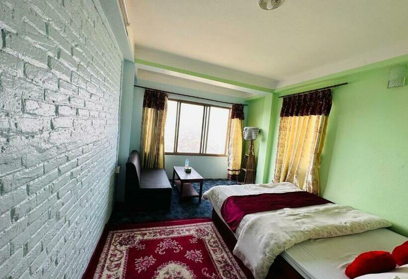 اتاق استاندارد, Mountains Mirror