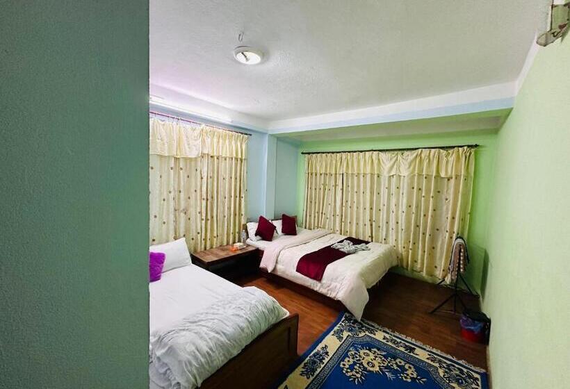 اتاق استاندارد, Mountains Mirror