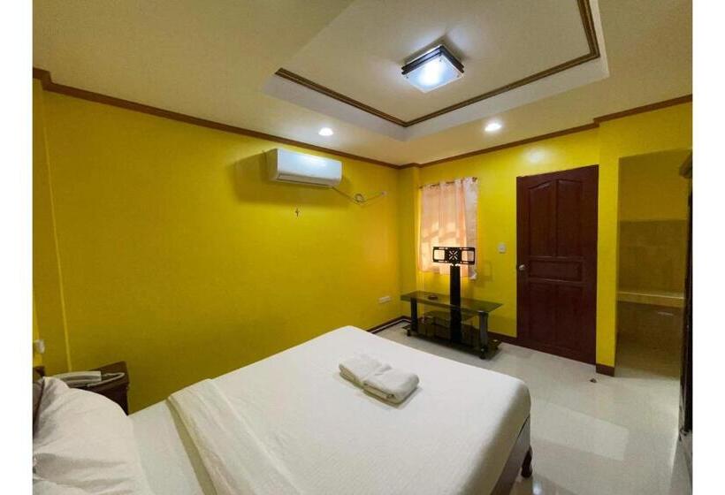 Номер Deluxe, Casa Venicia Caticlan