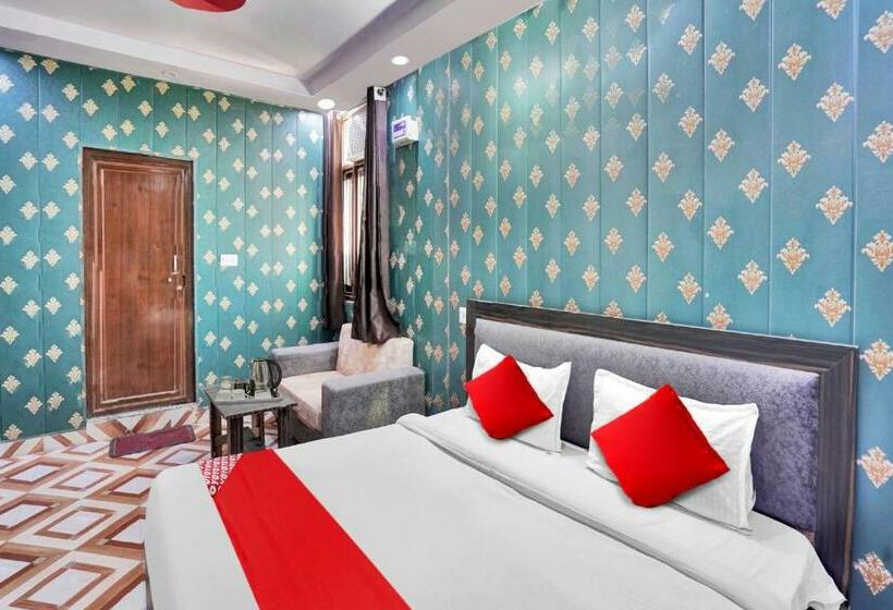 Трехместный Номер Классика, Oyo Flagship 80914 S L Galxy