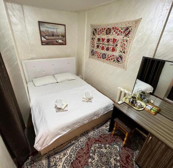 חדר אקונומי, Zam Zam Teracce