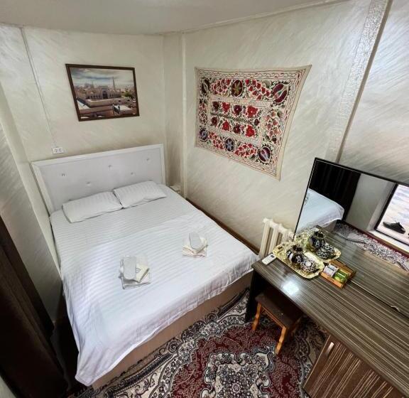 חדר אקונומי, Zam Zam Teracce