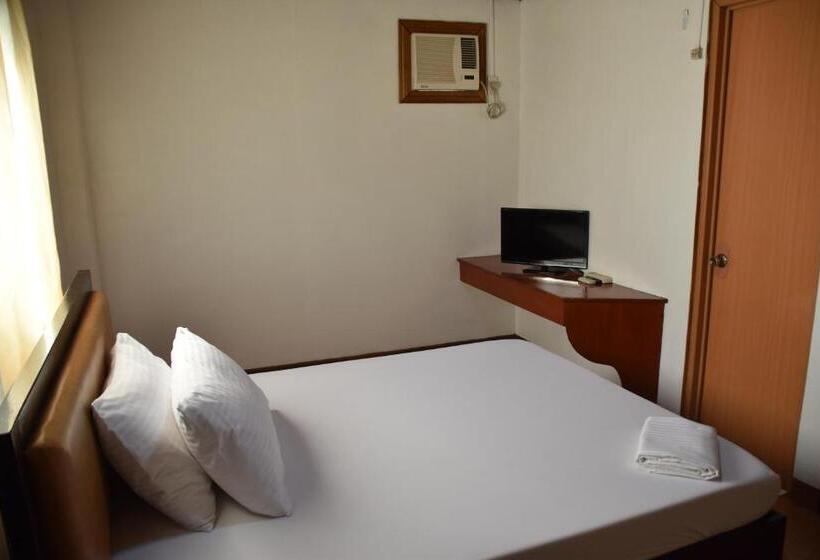 3 Bett Standardzimmer Balkon, Roy S Rendezvous Boracay