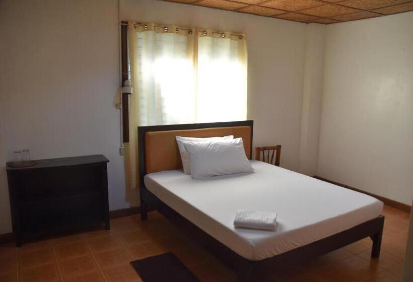 3 Bett Standardzimmer Balkon, Roy S Rendezvous Boracay