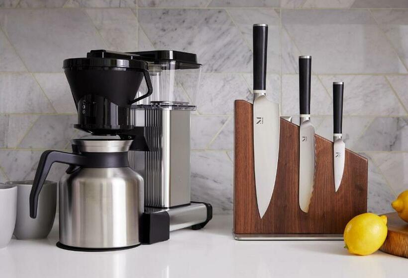 Студия Стандарт, Sentral East Austin At 1630 E Sixth