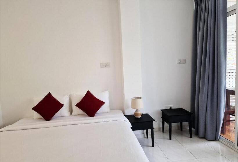 Номер Deluxe Кровать Кинг, Chill Hill Hikkaduwa