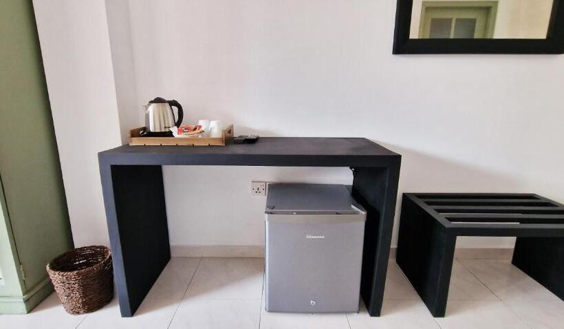 Номер Deluxe Кровать Кинг, Chill Hill Hikkaduwa