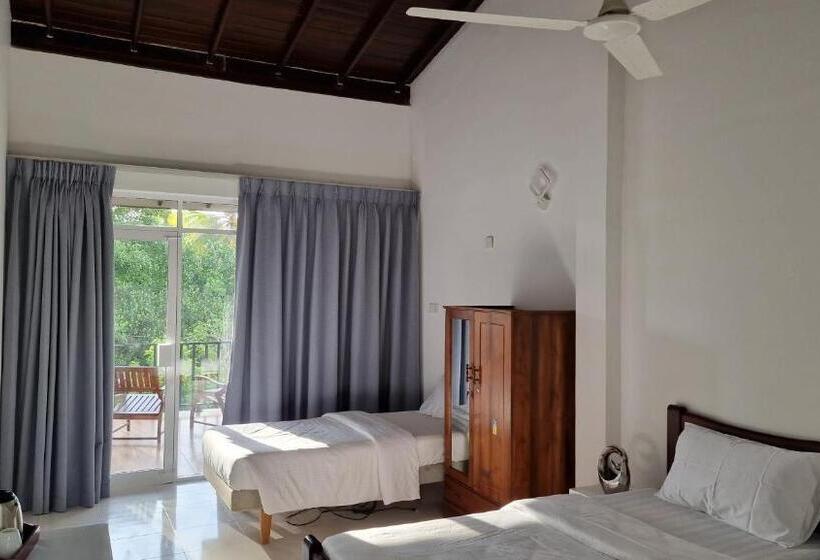 Номер Superior, Chill Hill Hikkaduwa