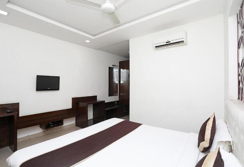 Номер Deluxe, Super Capital O Taj Castle