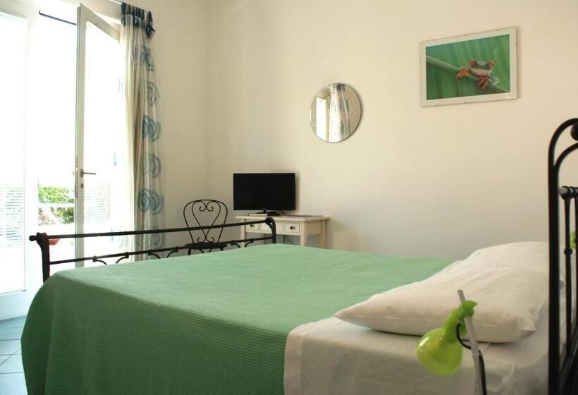 חדר סטנדרט, Affittacamere La Buganvillea