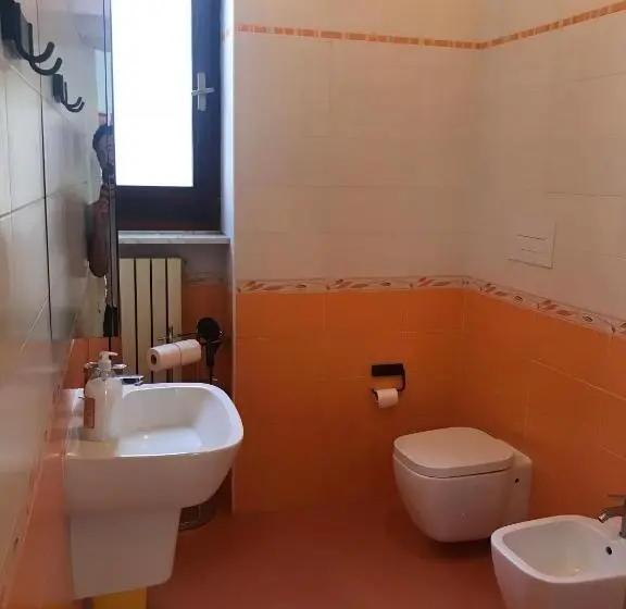 Standard Neljän Hengen Huone, B&b Pozzo Dei Desideri