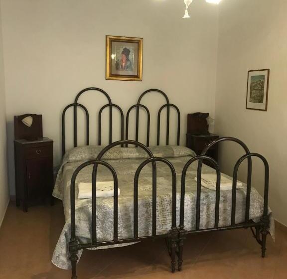 Pokój Standard, B&b Pozzo Dei Desideri