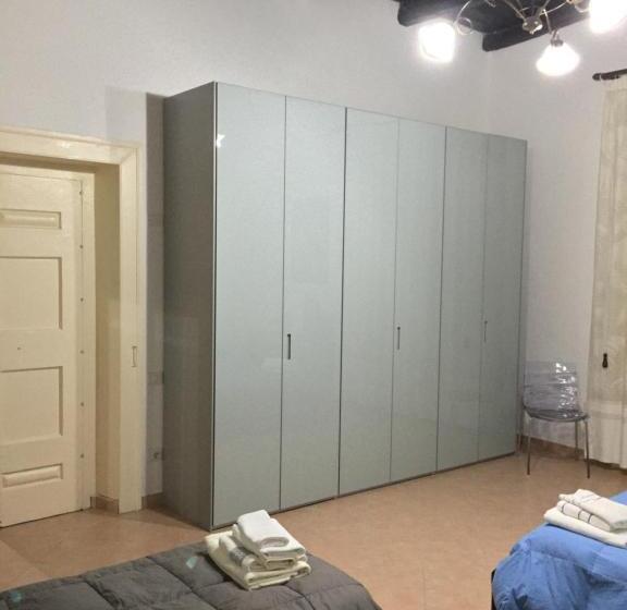 Pokój Rodzinny, B&b Pozzo Dei Desideri