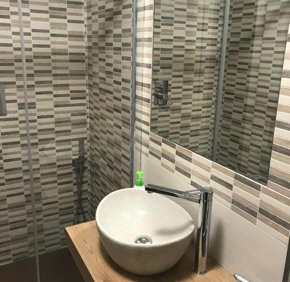 Pokój Rodzinny, B&b Pozzo Dei Desideri