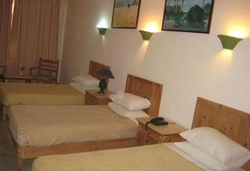اتاق استاندارد سه تخته با بالکن, Morgenland Holly Village