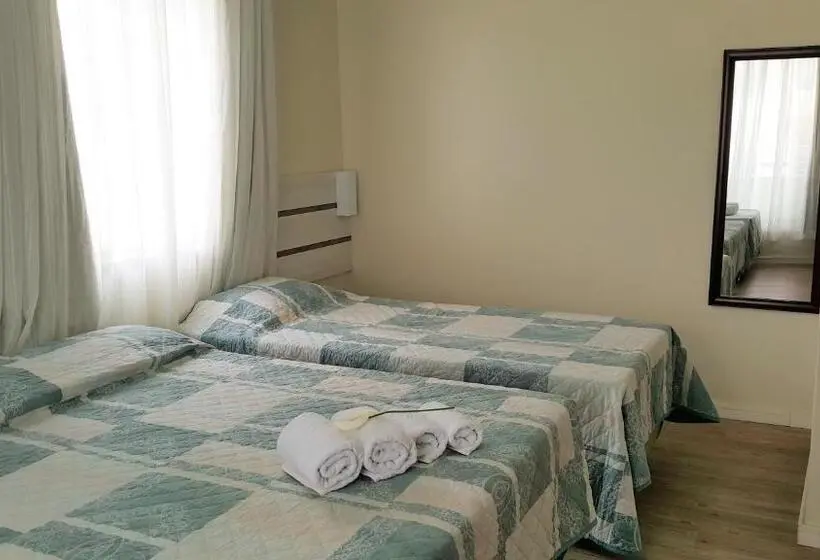 Perhesviitti, Pousada Bomar Bombinhas