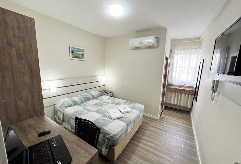 行政套房, Pousada Bomar Bombinhas