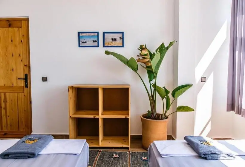 اتاق استاندارد, Africa Surf House