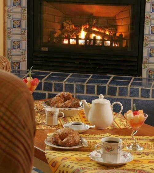 Люкс Кровать Кинг, L Auberge Provencale Inn & Restaurant