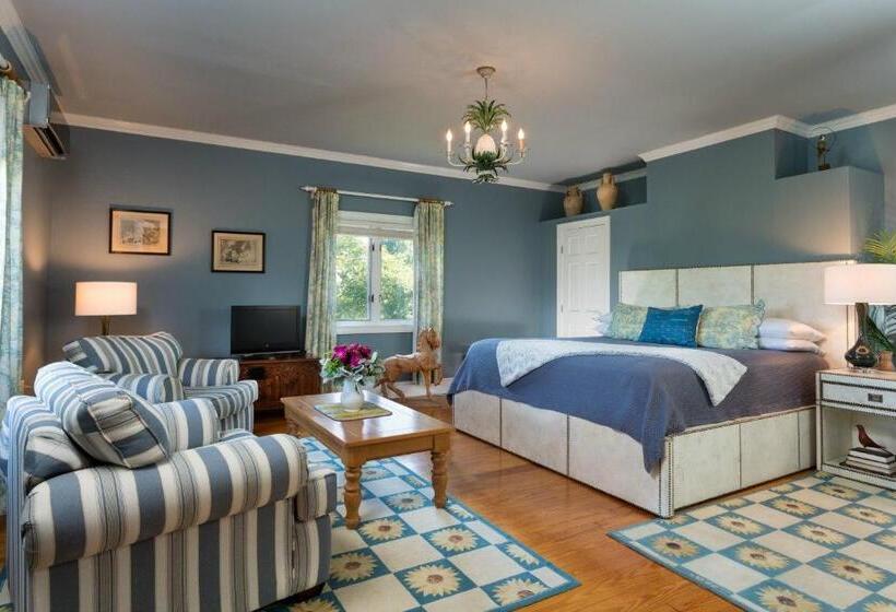 クイーンサイズベッドのスタンダードルーム, L Auberge Provencale Inn & Restaurant