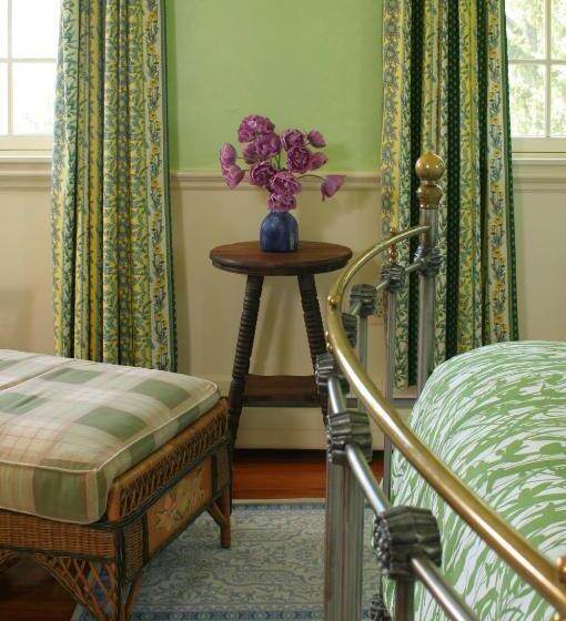 クイーンサイズベッドのスタンダードルーム, L Auberge Provencale Inn & Restaurant