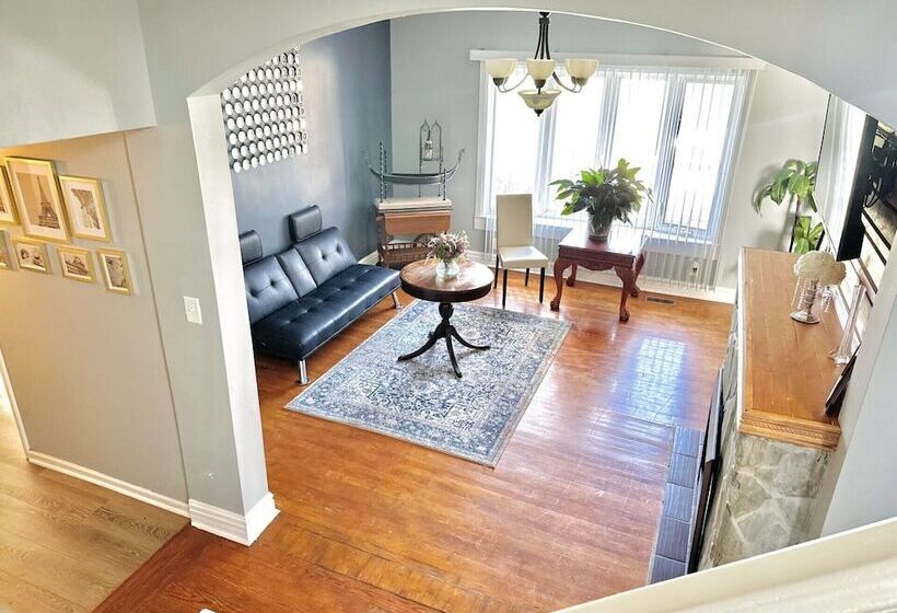 סוויטה, Speedway Legacy Inn