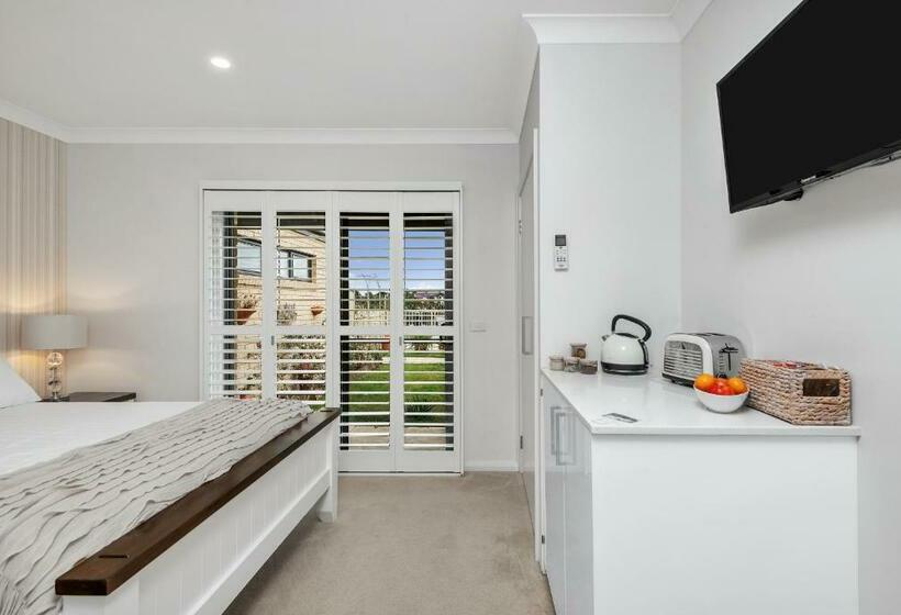 חדר סטנדרט עם ג'קוזי, The Oxley Estate