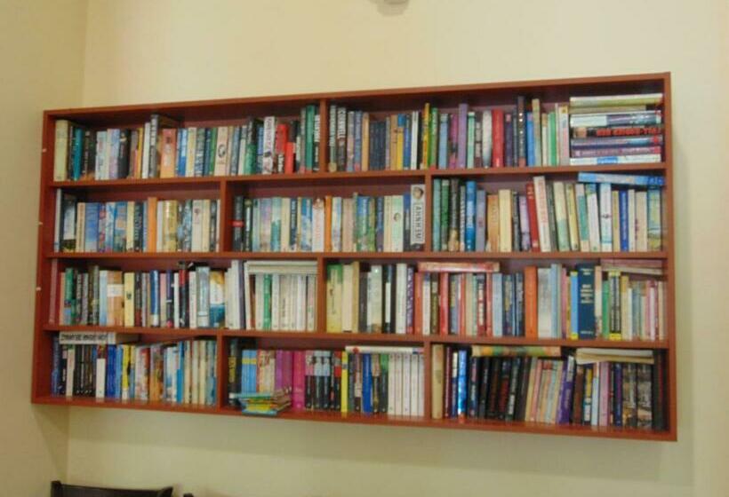 标准工作室, Apollon