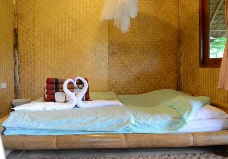 Cabanya, Baan Pai Riverside Resort