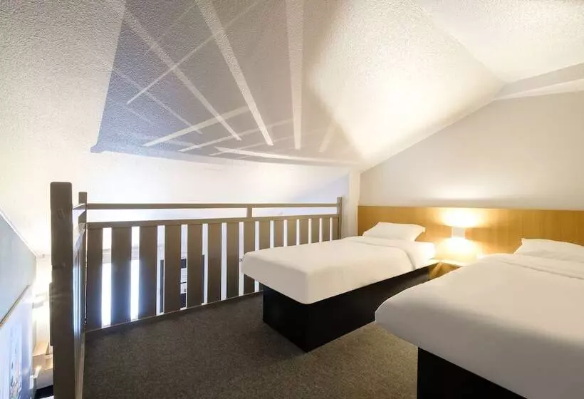 スタンダード４人部屋, B&b Hotel Calais Coquelles Tunnel Sous La Manche