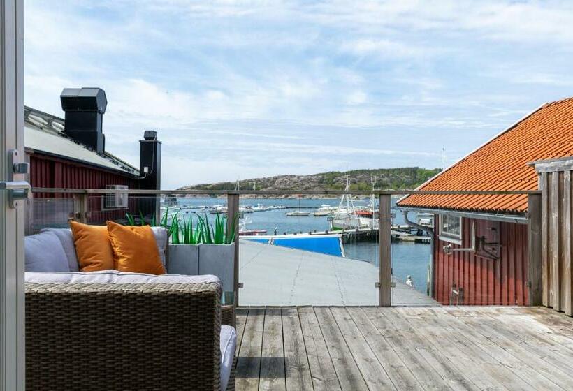 דירת חדר נוף לים, Bryggan Fjallbacka