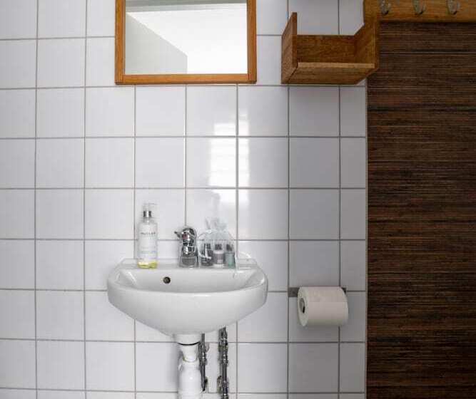 חדר בסיסי, Bryggan Fjallbacka