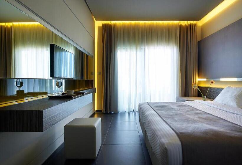 غرفة كمفورت مطلة على الحديقة, Nema Design Hotel & Spa   Adults Only