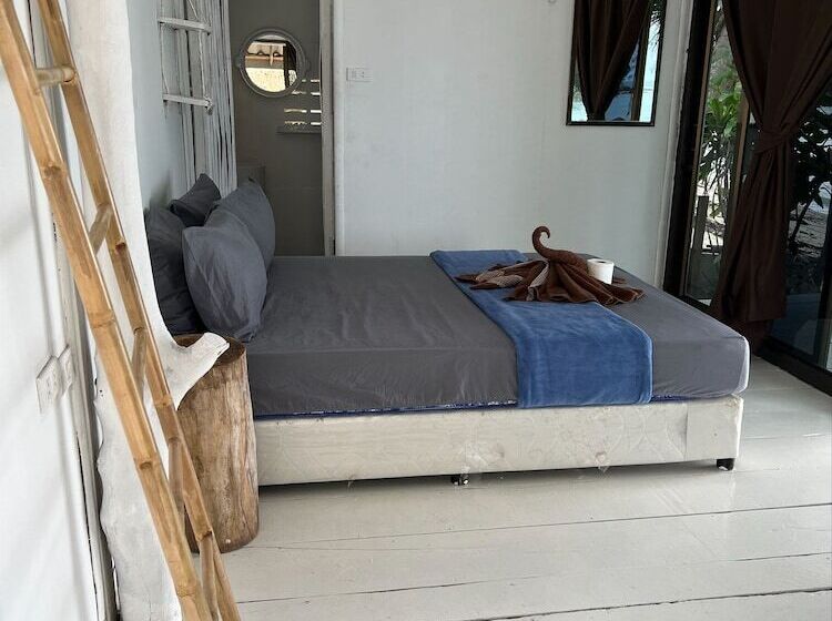 Bungalow Deluxe, Haad Chao Phao Resort