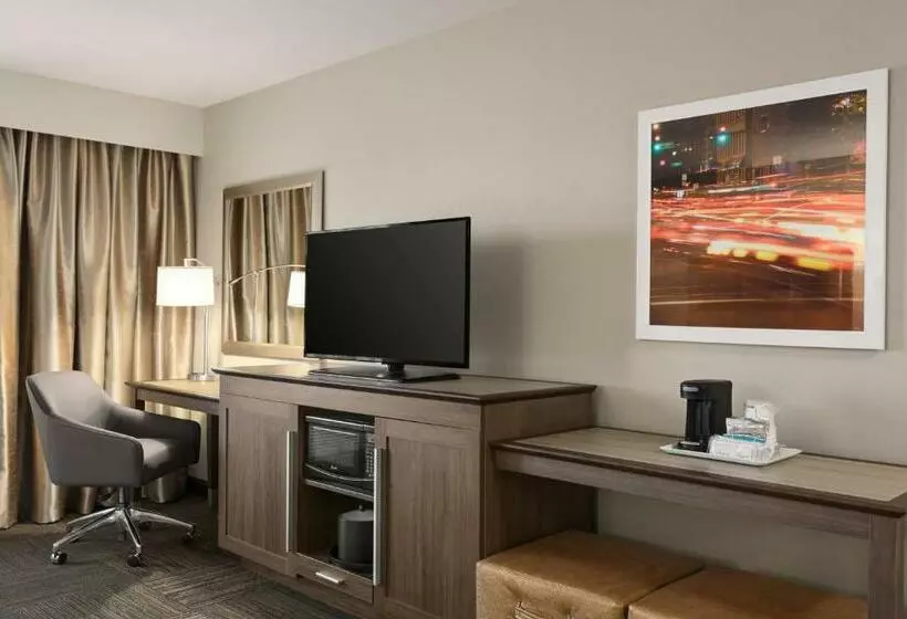 Standard-huone King-vuode, Hampton Inn & Suites Minooka