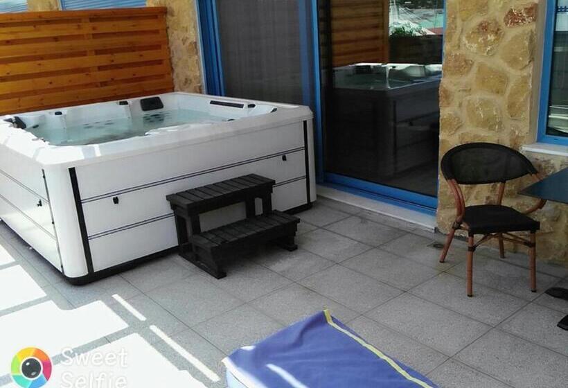 자쿠지 스위트, Haven Beach