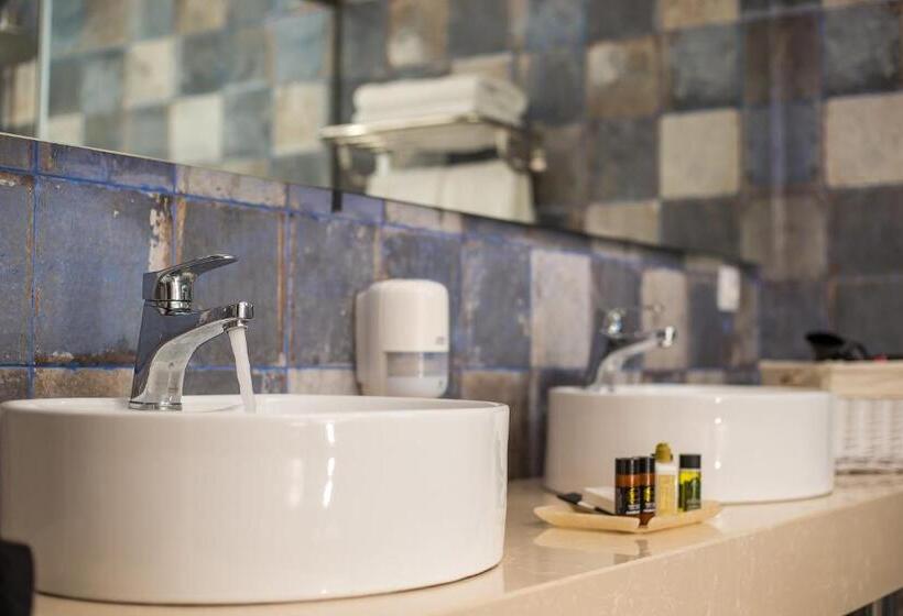 측면 바다 전망 스위트, Haven Beach