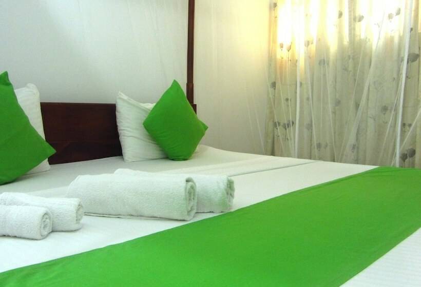 Номер Стандарт, Ocean Voyage