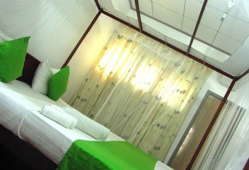 Номер Стандарт, Ocean Voyage