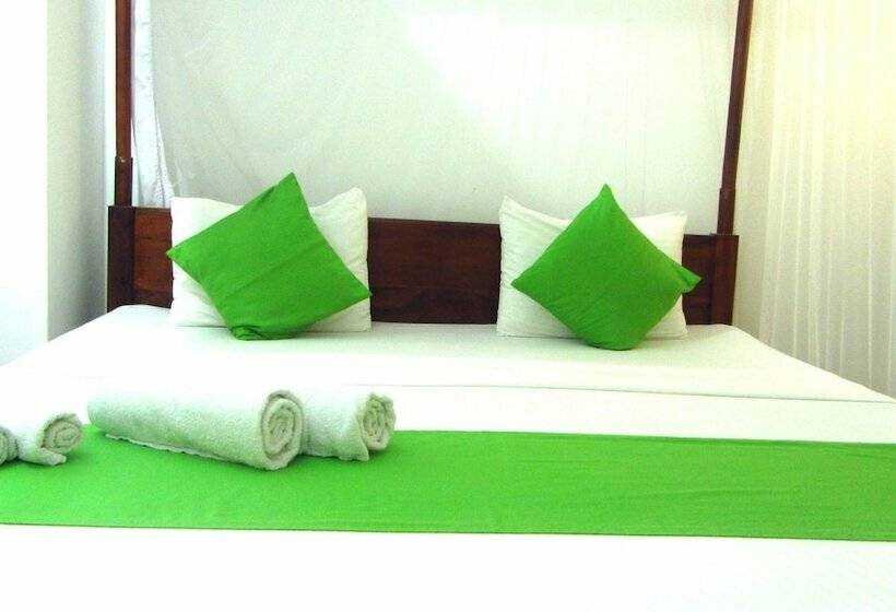 Номер Стандарт, Ocean Voyage