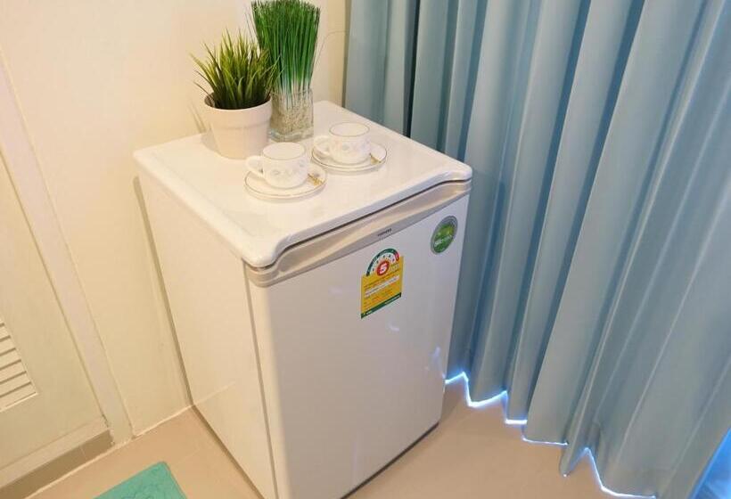 Standard-huone Parveke, Pace Residence Pattaya