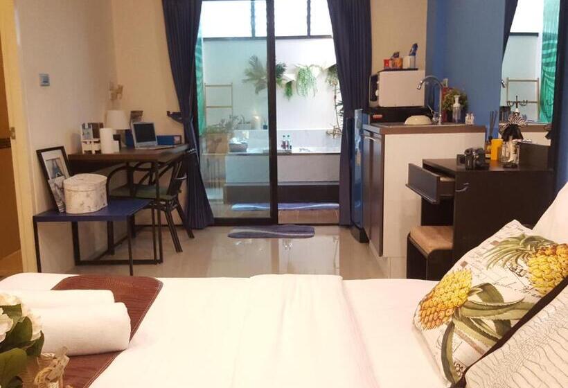 Deluxe-sviitti, Pace Residence Pattaya