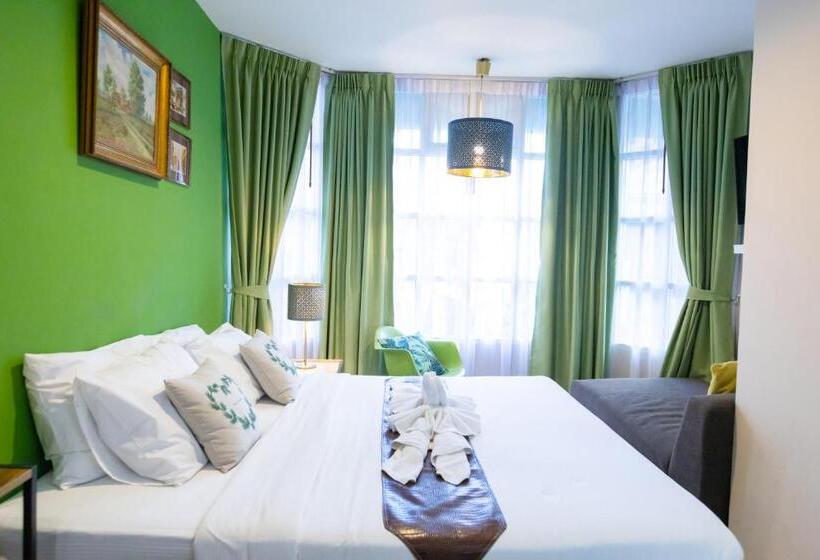 Sviitti Poreallas, Pace Residence Pattaya