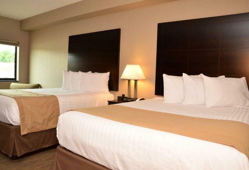 Номер Стандарт, Qube Hotel   Polk City