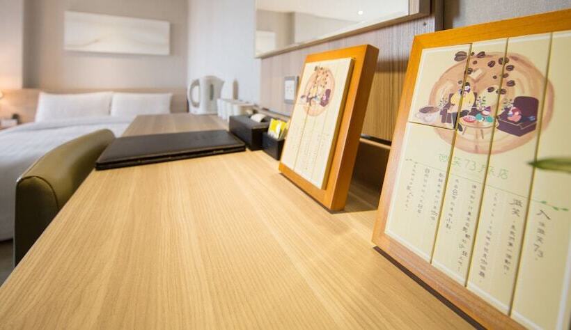 اتاق سوپریور چهار تخته, Smile 73