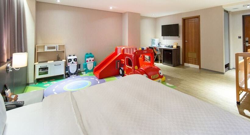 اتاق خانوادگی, Smile 73